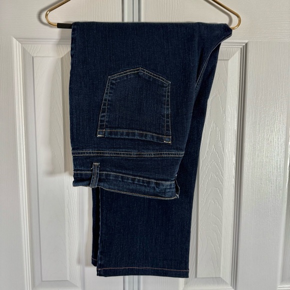 Gloria Vanderbilt Amanda Dark Blue Denim Women’s Plus Size Jeans - Picture 4 of 5